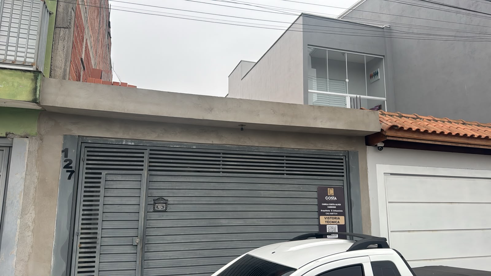 Foto real de atendimento de motor de portão automático