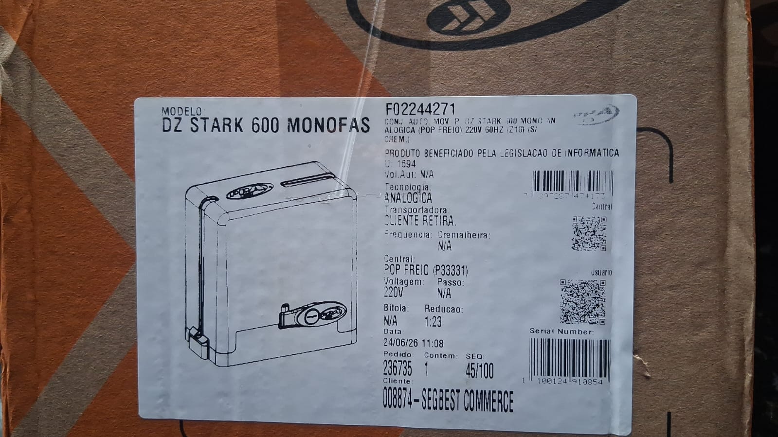 Foto real de atendimento de motor de portão automático
