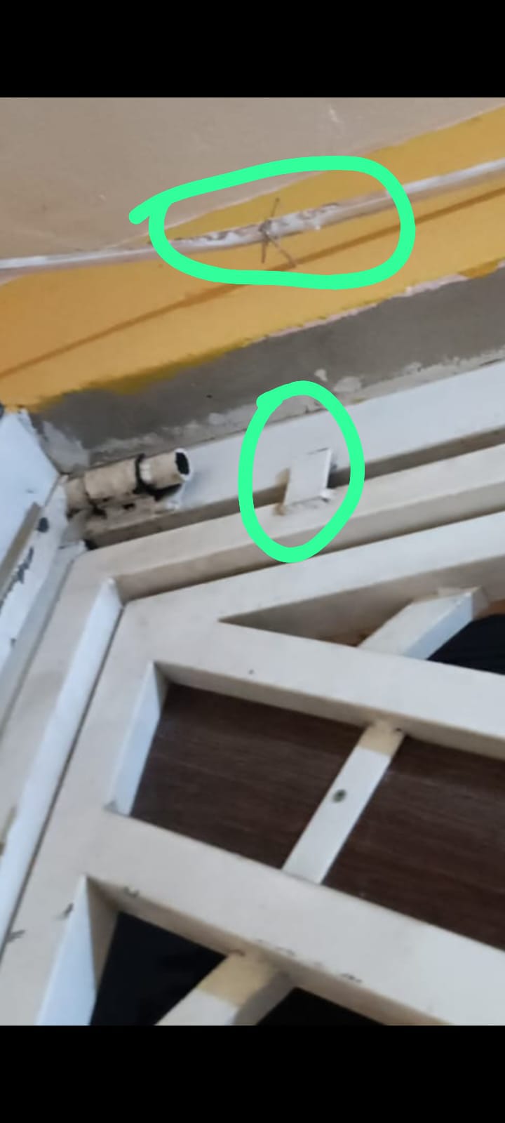 Foto real de atendimento de motor de portão automático
